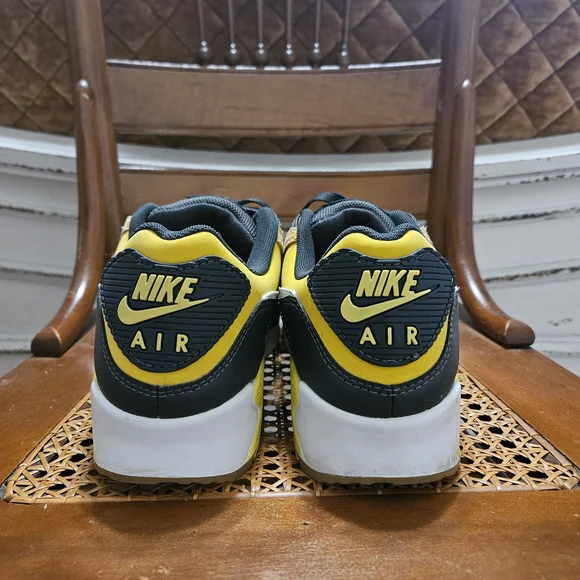 Nike Air Max 90 Yellow Black Go The Extra Smile Sneakers Sz 9 Rare - Picture 3 of 7